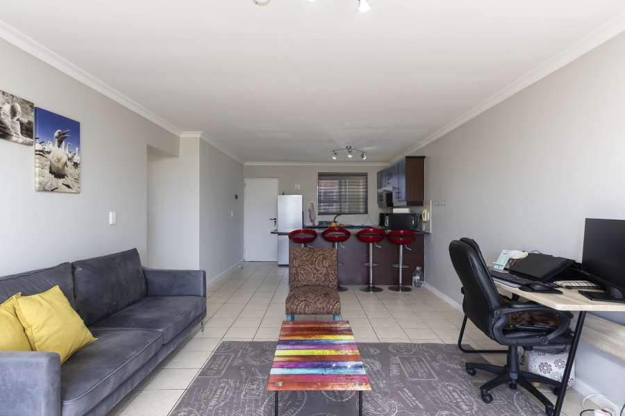 To Let 2 Bedroom Property for Rent in Heritage Park Western Cape